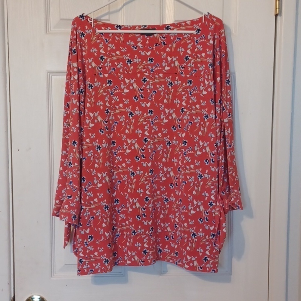 The Limited top, size 2X.